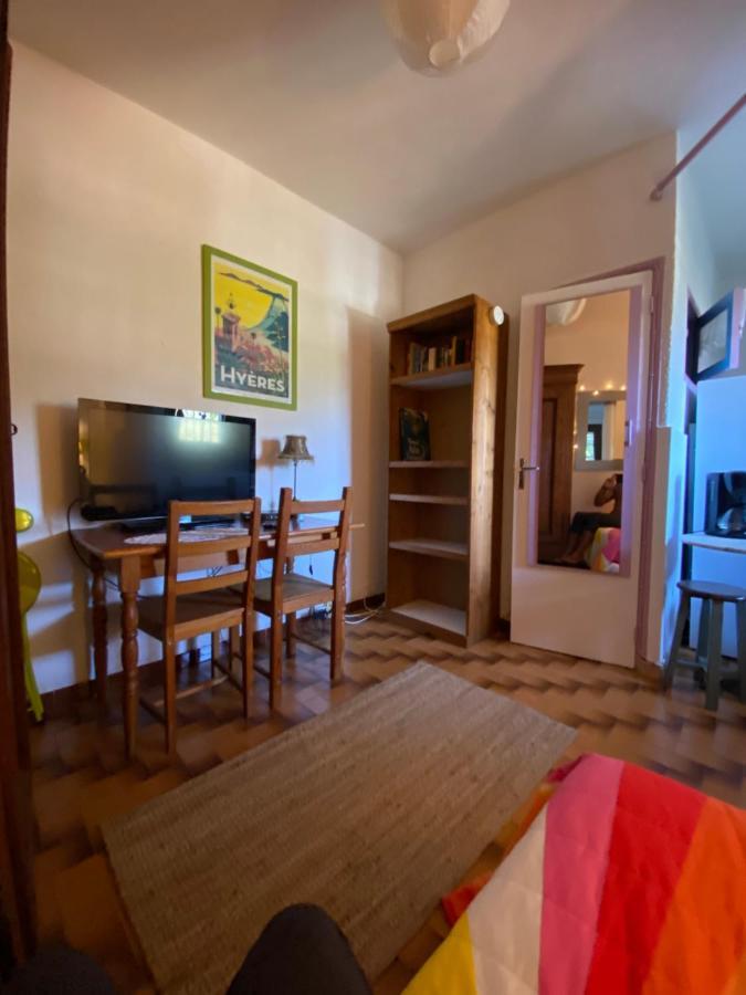 Studio Grotte Des Fees Ιέρ Εξωτερικό φωτογραφία